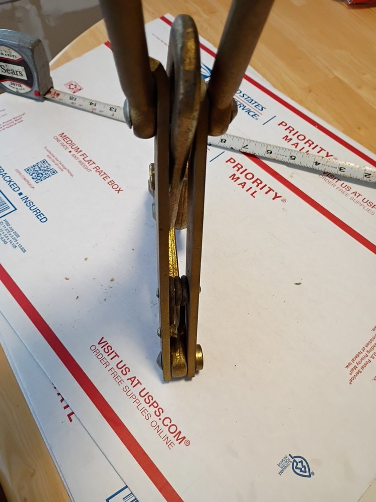 Klein Tools 1684-73 EHS Cable Pulling Jaw Grip, 8000lb Max, .25.50 in