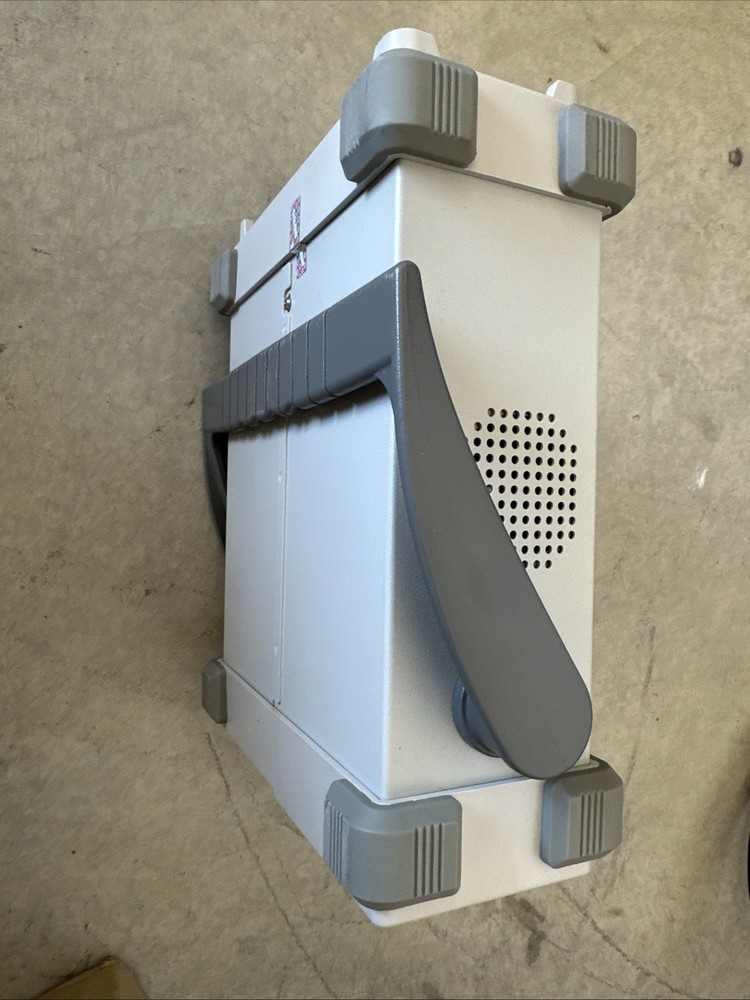 SIGLENT SDG1025 25MHz FUNCTION/ARBITRARY WAVEFORM GENERATOR 125 MSA/S