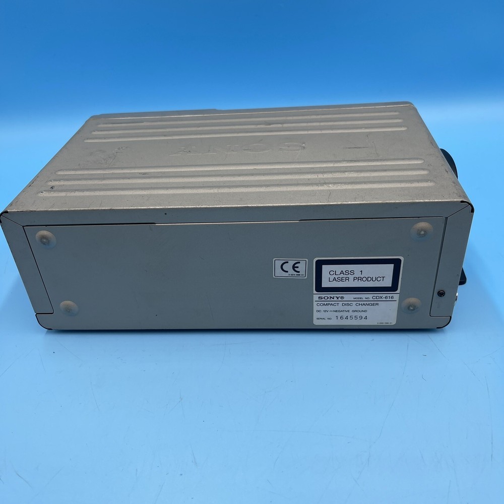 *UNTESTED* Sony CDX-616 10 Disc CD Changer with Brackets
