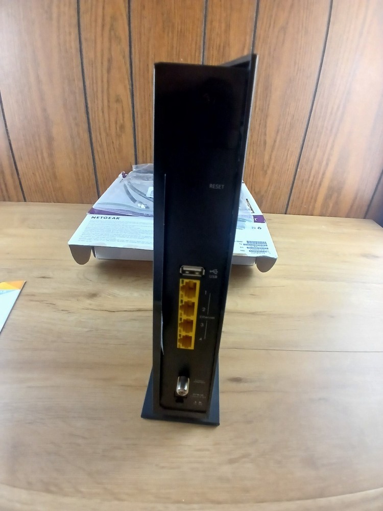NETGEAR WIFI Cable Modem Router Model C6300