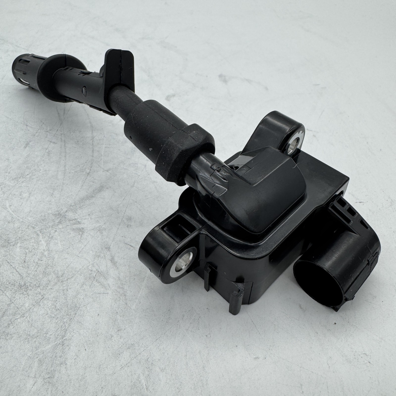 1pack Ignition Coil For BOSCH Mercedes 2011-2016 C350 E400 GLE350 GLK350 ML350