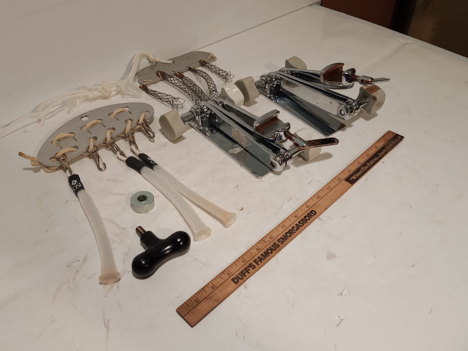 OSI finger trap traction set w/ table rail clamps, plates, 4 traps lot