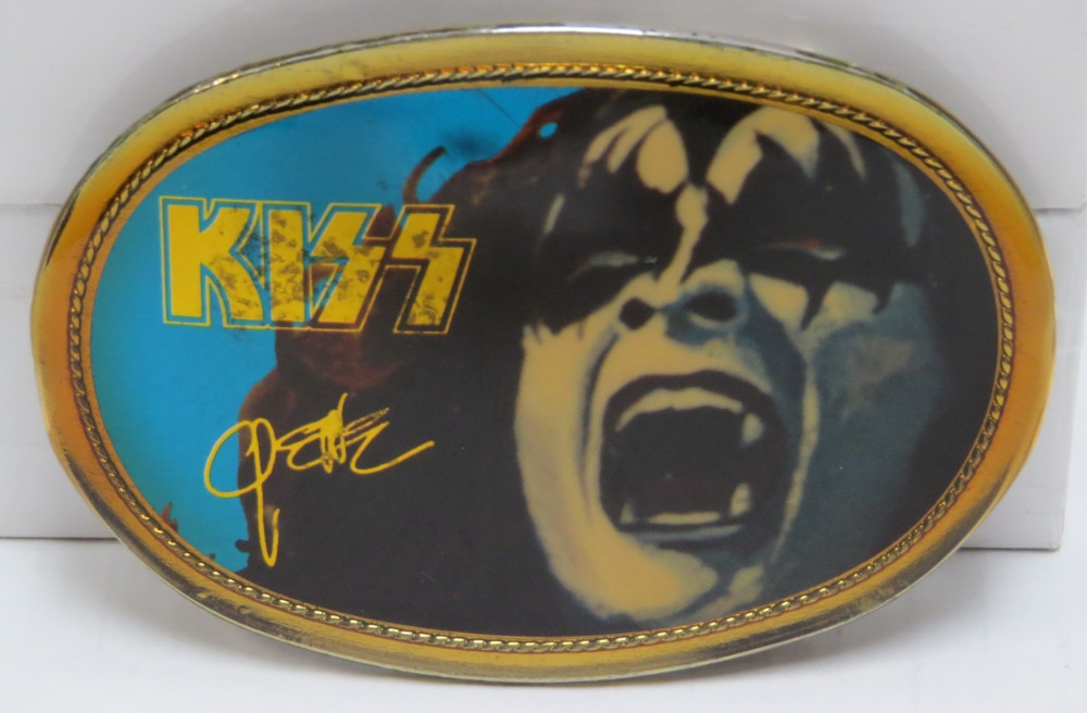 KISS GENE SIMMONS PACIFICA BELT BUCKLE WITH STICKER OFFICIAL AUCOIN 1977