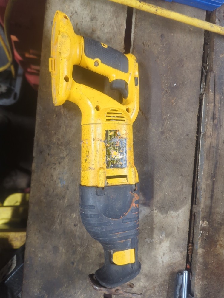 DeWalt DW938 18V Variable Speed Cordless Reciprocating Saw Tool TESTED