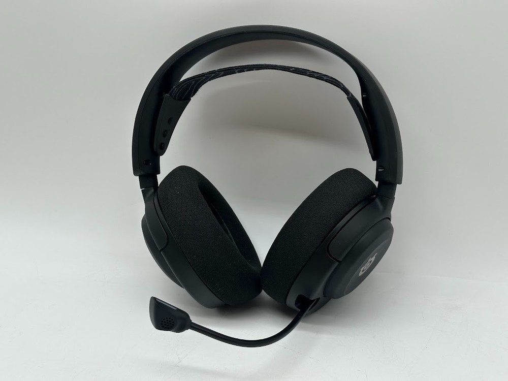 SteelSeries Arctis Nova 5 Wireless Multi-System Gaming Headset