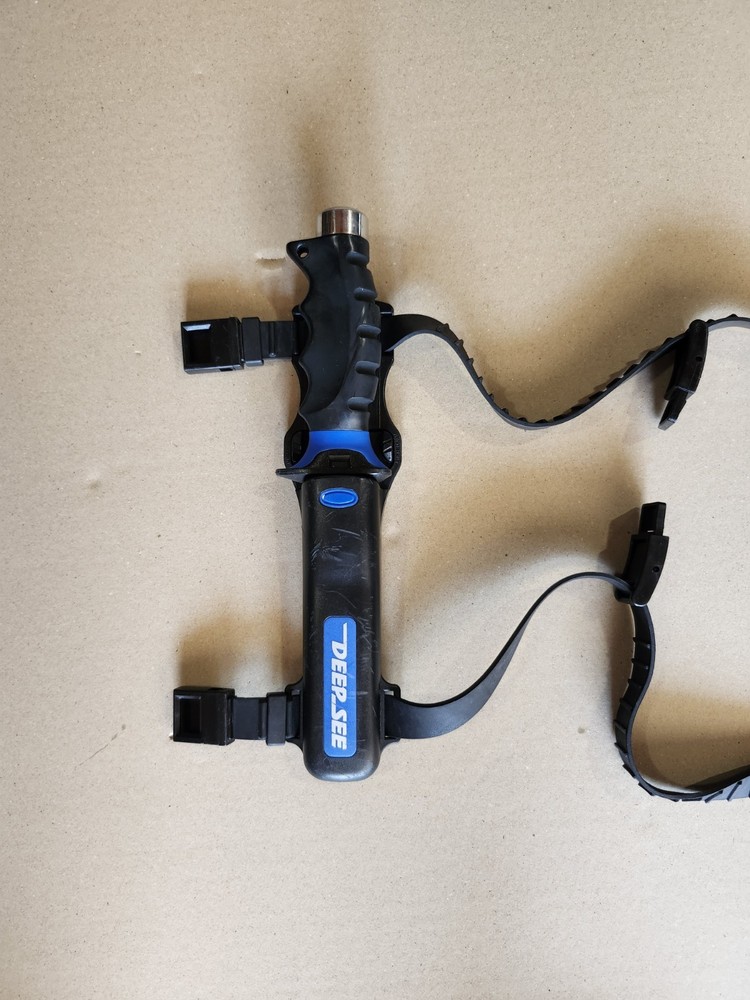 Deep Sea Knife And Sheath With Rubber Straps