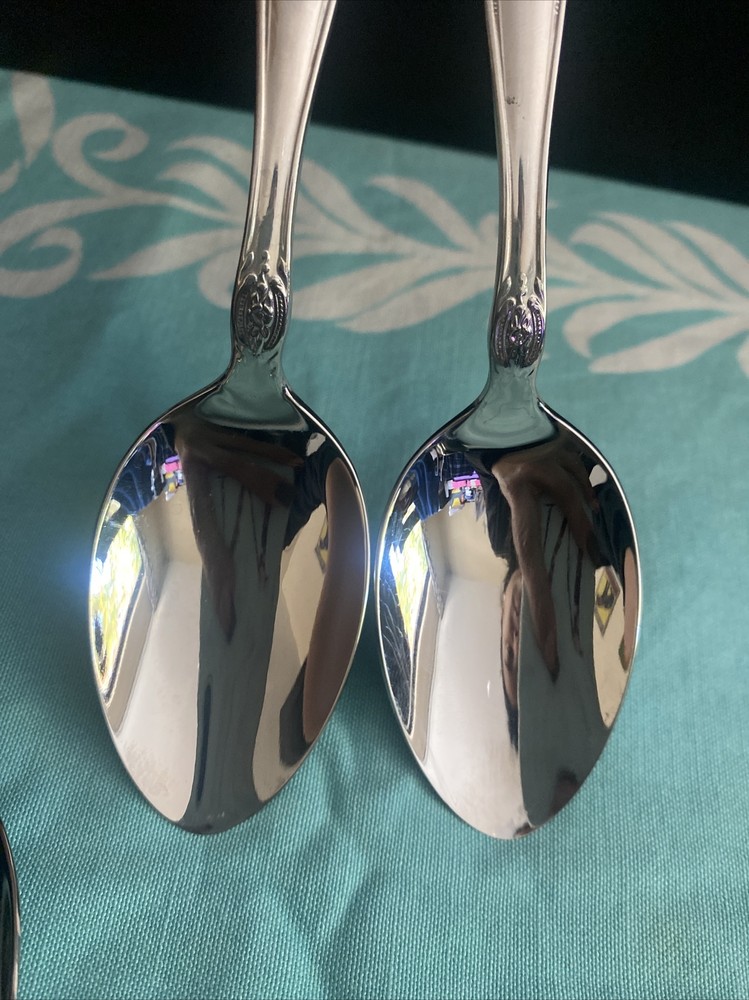4 Oneida West Bend AFFECTION Stainless USA Glossy Dinner Spoons Flatware