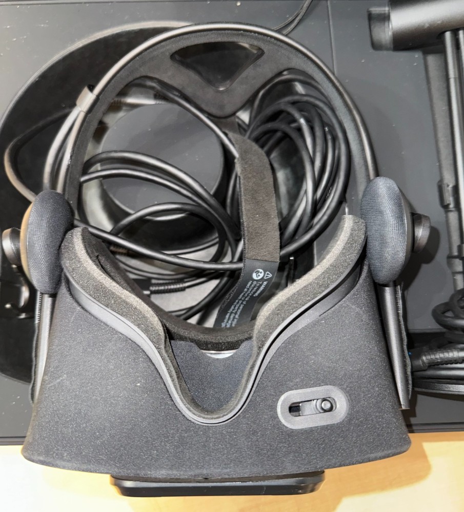 Oculus VR Rift HM-A Headset + Remote RE-A + Sensor 3P-A