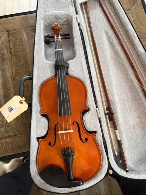 Florea Violin 4/4 w/Case & Bow 14inch