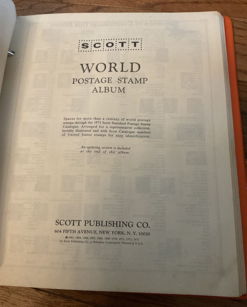 Scott’s World Stamp Album Book Postage Stamp Album 1973/ 4 Stamps Inside/Collect