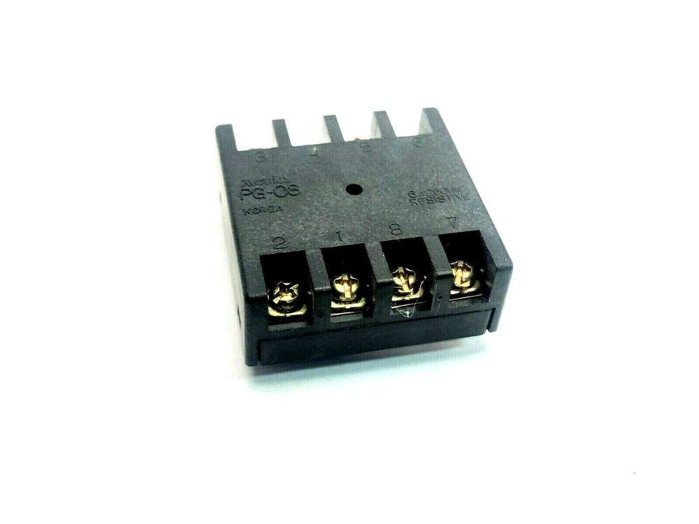 Menics PG-08 Relay Socket 8Pin 6A 250VAC