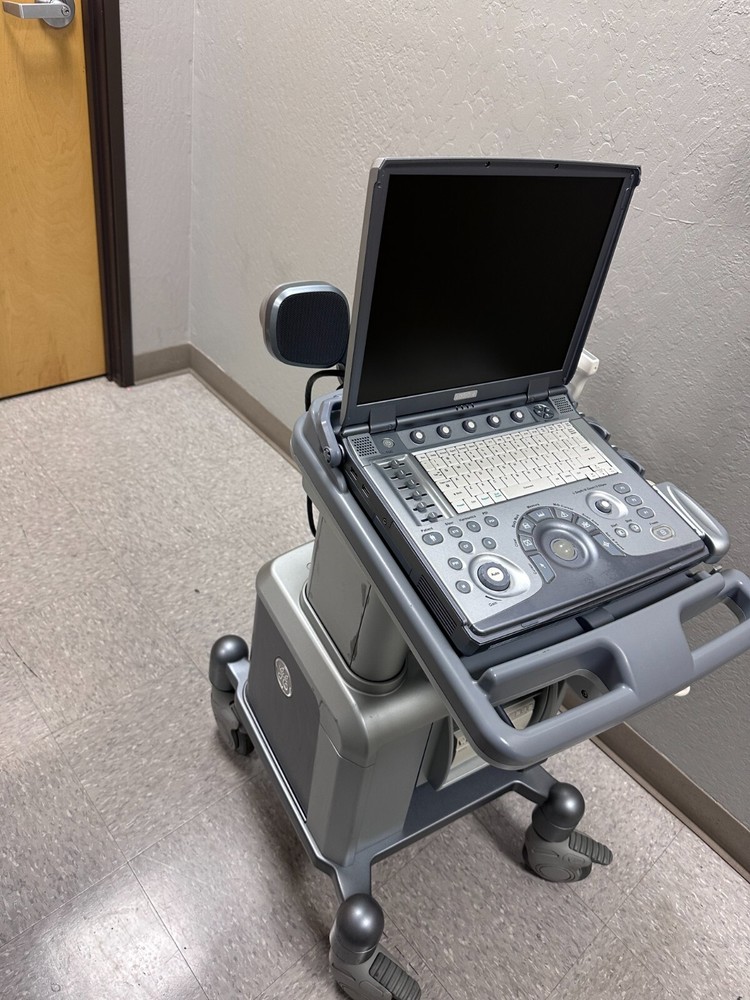 GE LOGIQ e ULTRASOUND SYSTEM