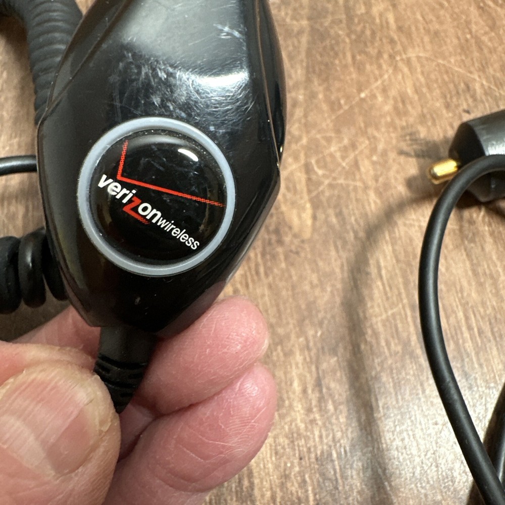 MONSTER ICARPLAY Wireless Plus FM Transmitter/Charger, Plus Verizon Charger