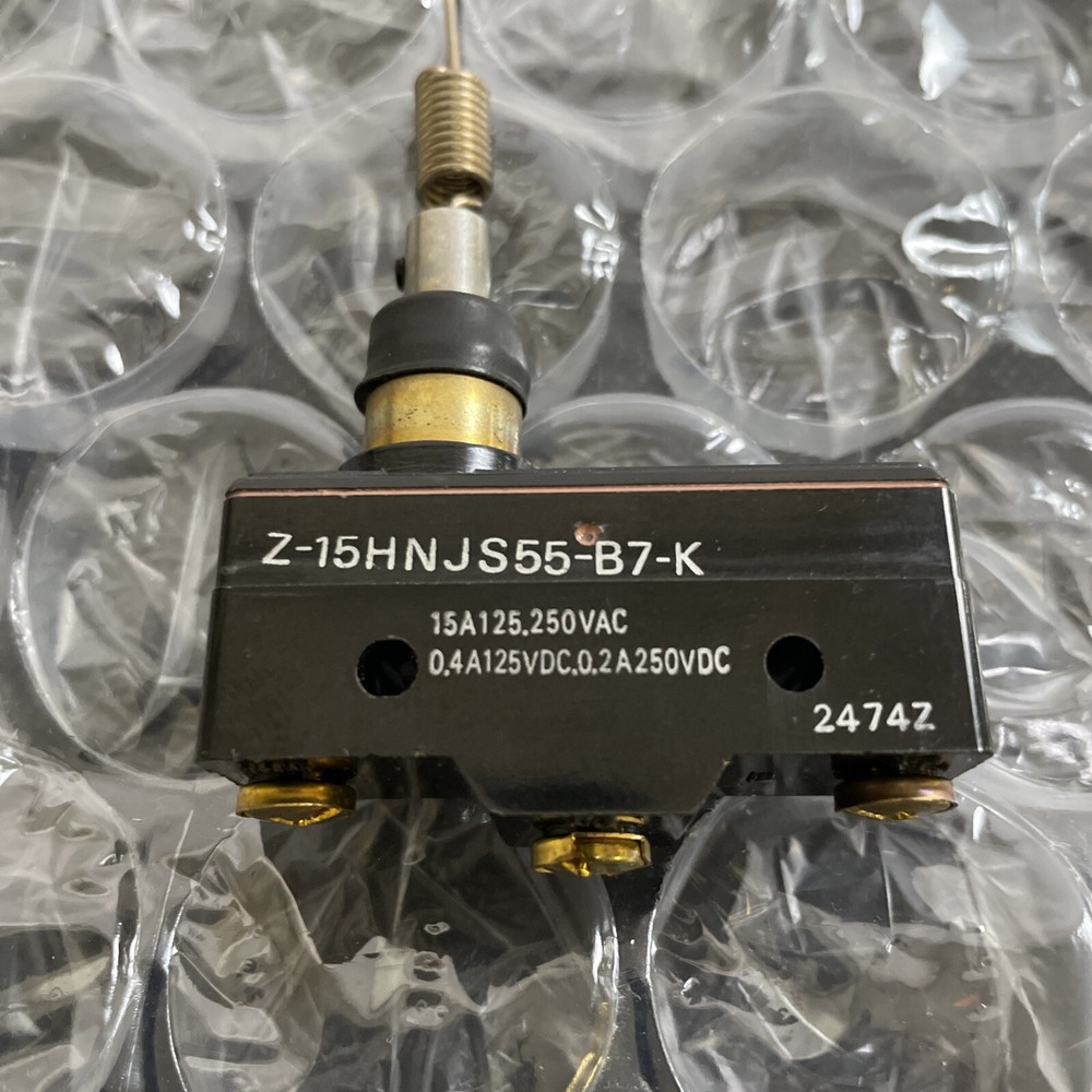 OMRON Z-15HNJS55-B7-K Snap Action Switch
