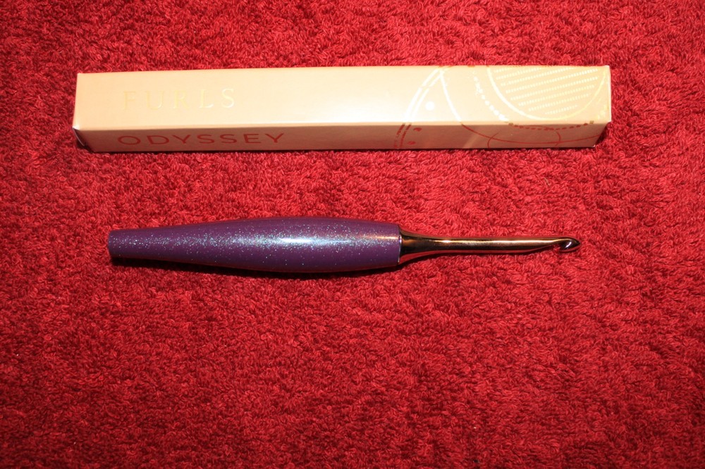 Furls Odyssey Crochet Hook / I with box