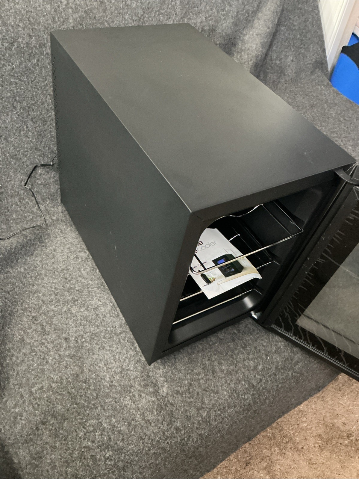 Ionchill 6-Bottle Wine Cooler New, Never Used One , Tested