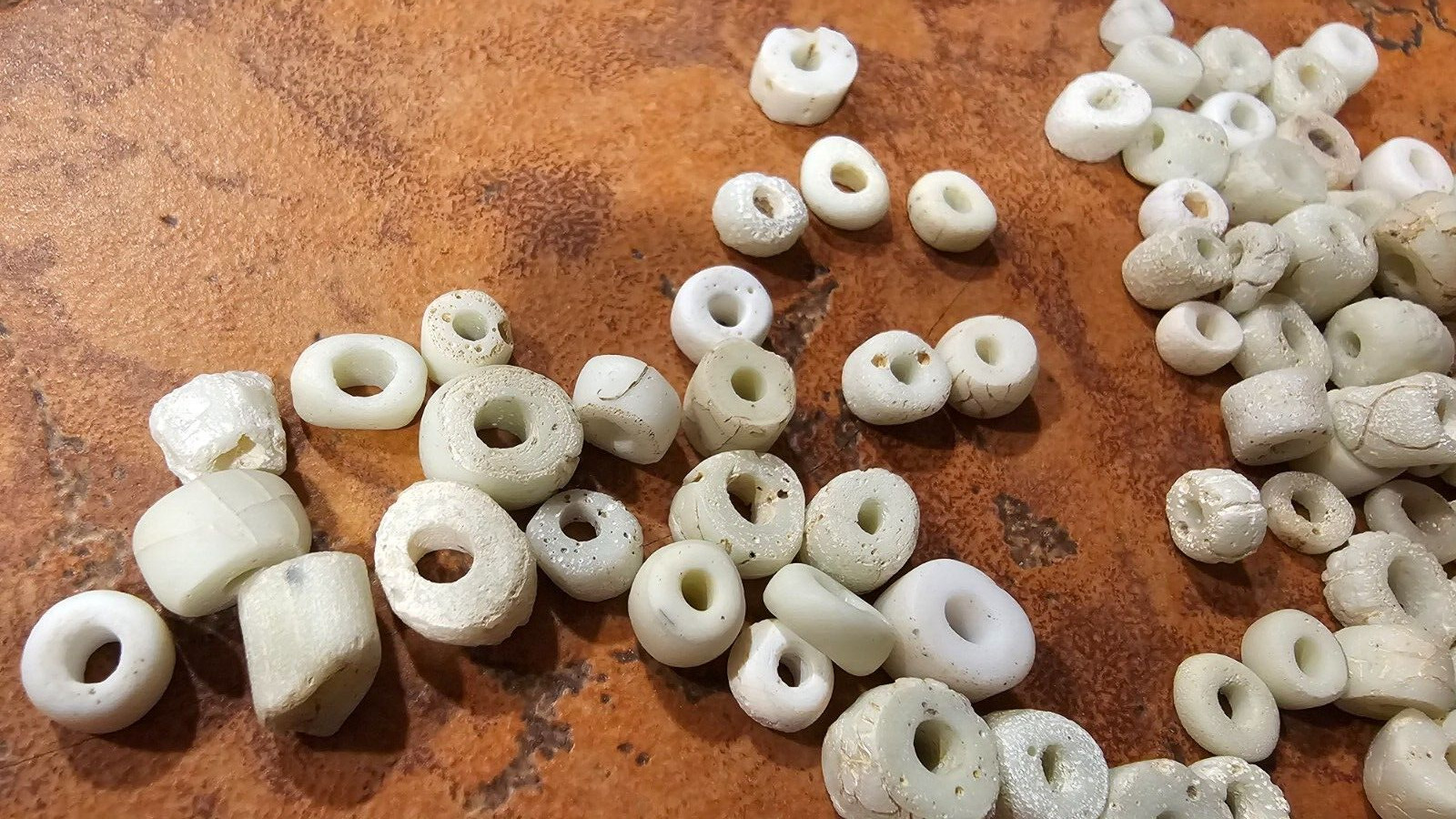 lot of 30 Indian Stone Trade Beads Ancient Beads