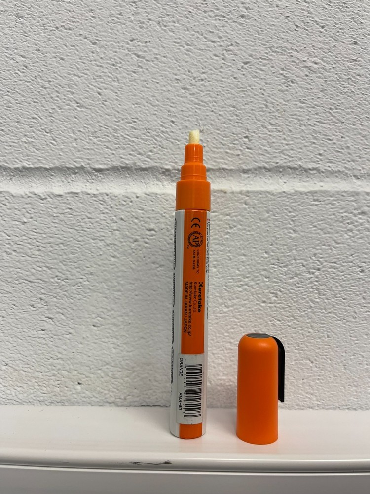 Kuretake ZIG Posterman PMA-50 Waterproof Chalk Pen – Orange