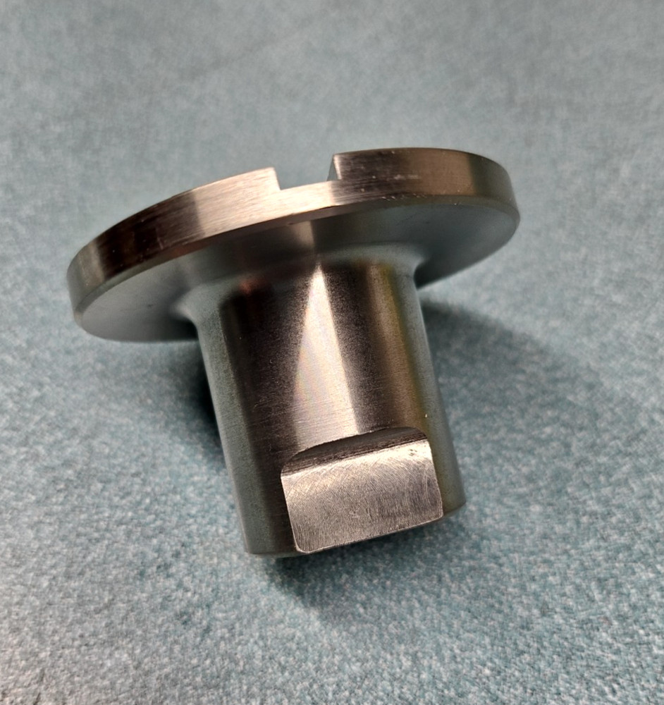 Cornelius  638090211-002  NUT AUGER 2.5"