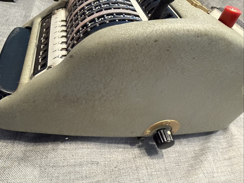 Resulta P7 Mechanical Adding Machine 1950’s As Is Read Desc