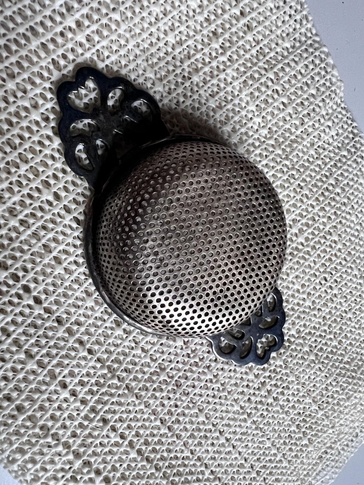 Silver Plated Tea Strainer Double Handle Perforated Bowl Tea Leaf Kitchen Gadget