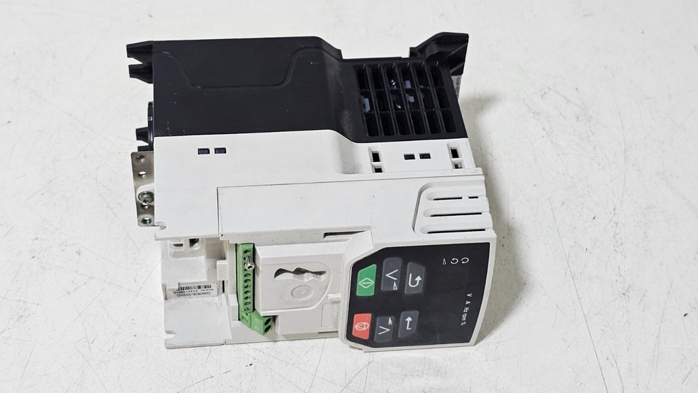 Control Techniques Unidrive M200-012 00042A Variable Frequency Drive