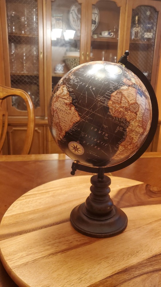 Globe on Foot D12cm Wood