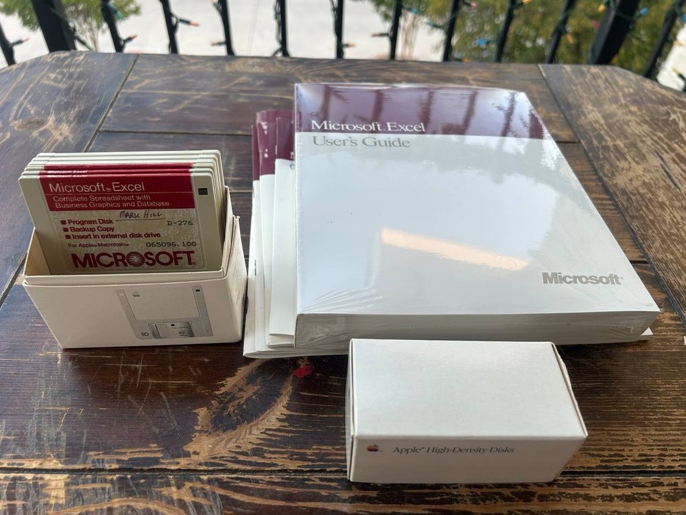 Vintage Microsoft Excel Macintosh Software 6-Disk Set Manuals Sampler