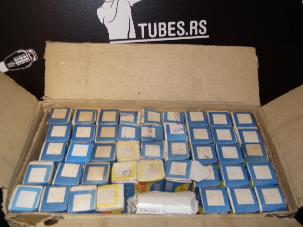 Platinum matched pair 6N3P-EV USSR Double Triode 1982