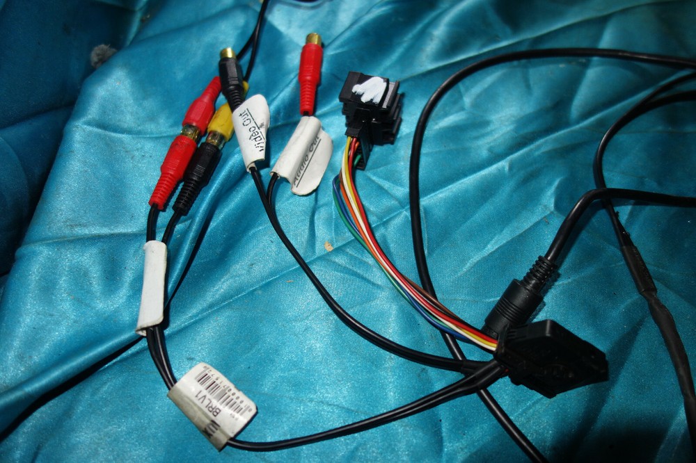 BMW e39 e38 e46 X5 E53 X3 Z4 with Sat Nav BRLV1 Adapter AV input lead cable cable M