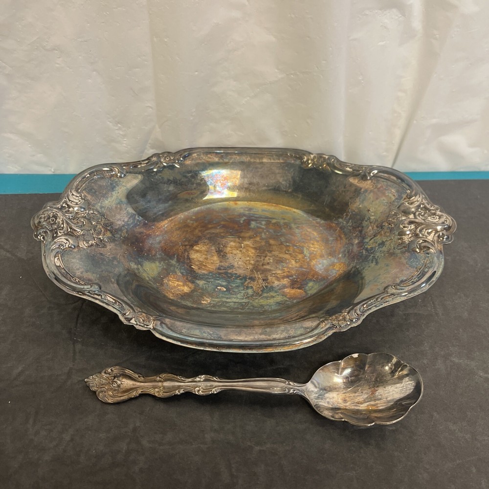 International Silver Co. 9.5 X 5.5 Dish Plate & Silver Spoon Floral Design