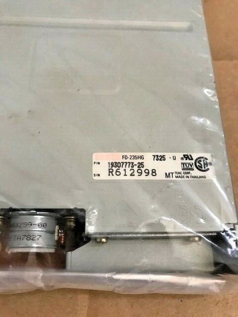 TEAC FD-235HG 3.5" Floppy Disk Drive - Tested Pulls RM3-WIN