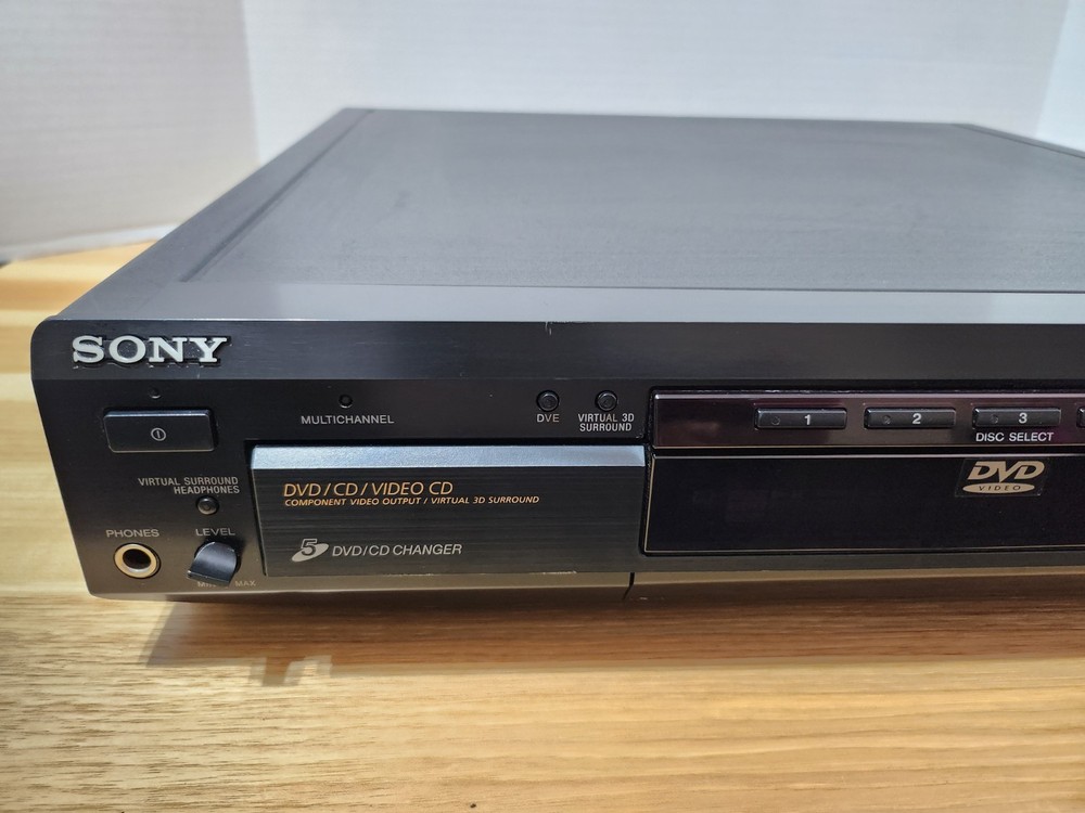 Sony CD/DVD PLAYER Model No. DVP-C670D