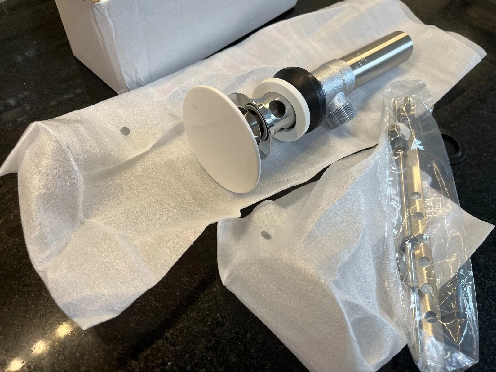 Kohler K-1377123-0 White Enamel Lavatory Bathroom Drain Assembly NEW FREE SHIP