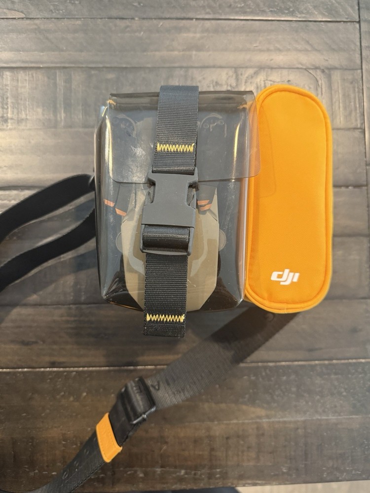 DJI Mini SE Drone Combo