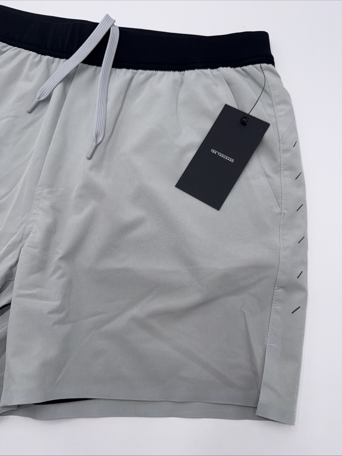 $85 Ten Thousand Men's Interval 5” Shorts With Liner -Light Gray-Large -New Tags