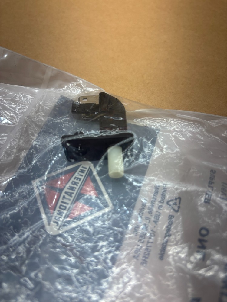 International 3610387C1 Replacement Switch Emergency Window Push Out IC Bus