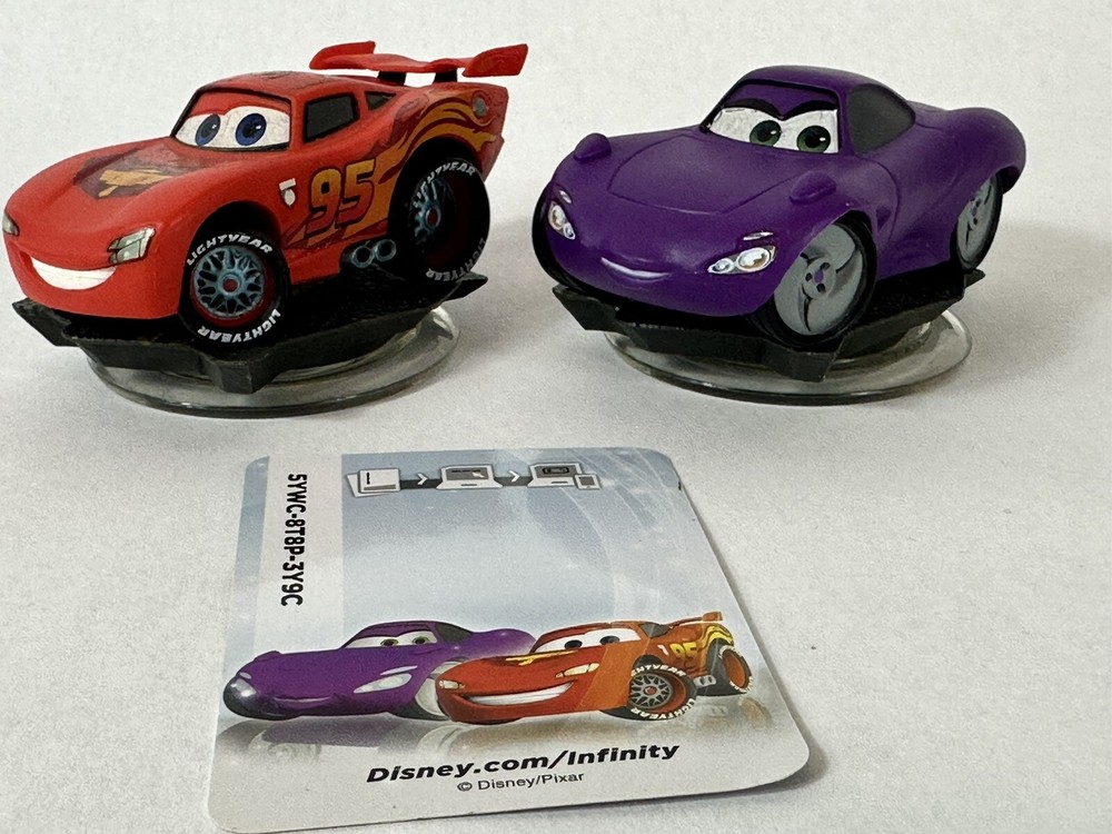 DISNEY INFINITY - LIGHTNING MCQUEEN / HOLLEY SHIFTWELL / PLAYSET Loose Web Code