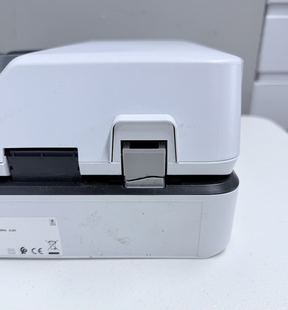 Epson DS-1630 Flatbed Color Document Scanner (READ)