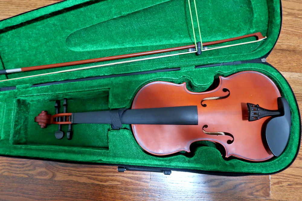 Solid Wood Antique Violin for proff
