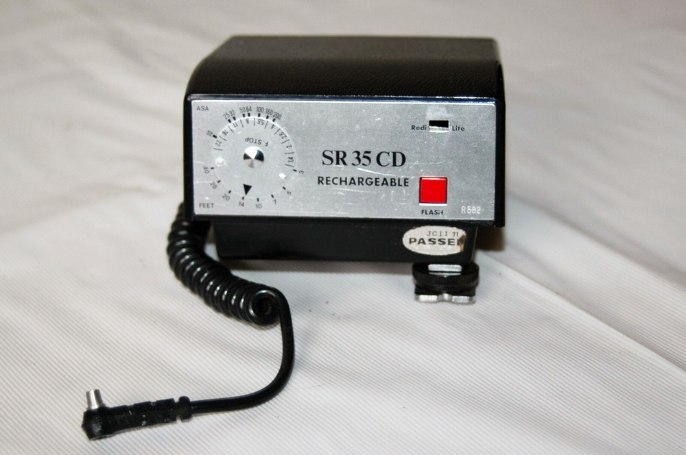 Camera Flash Gold Crest Sr 35 Cd Rechargeable Flash Unit For SLR 35mm Camera