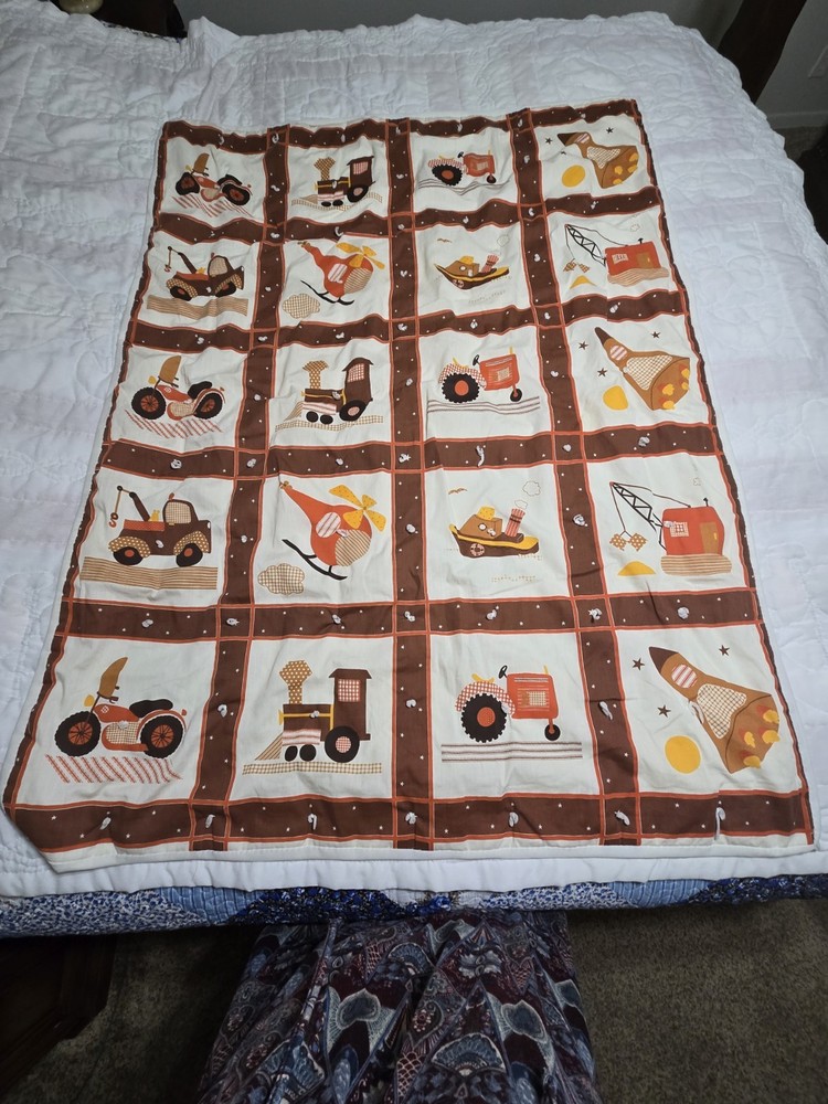 Vintage Patchwork Cotton Automobile Quilt with Pillow
