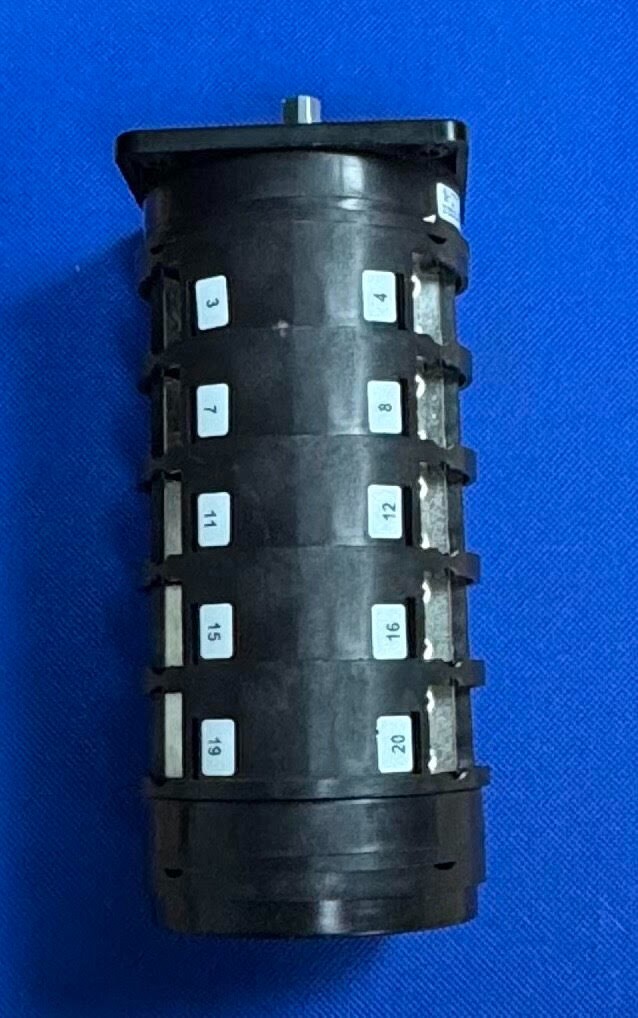 Salzer S608LUS1A4558-01 Large 2 Position Rotary Switch 110 Amp (No Handle)