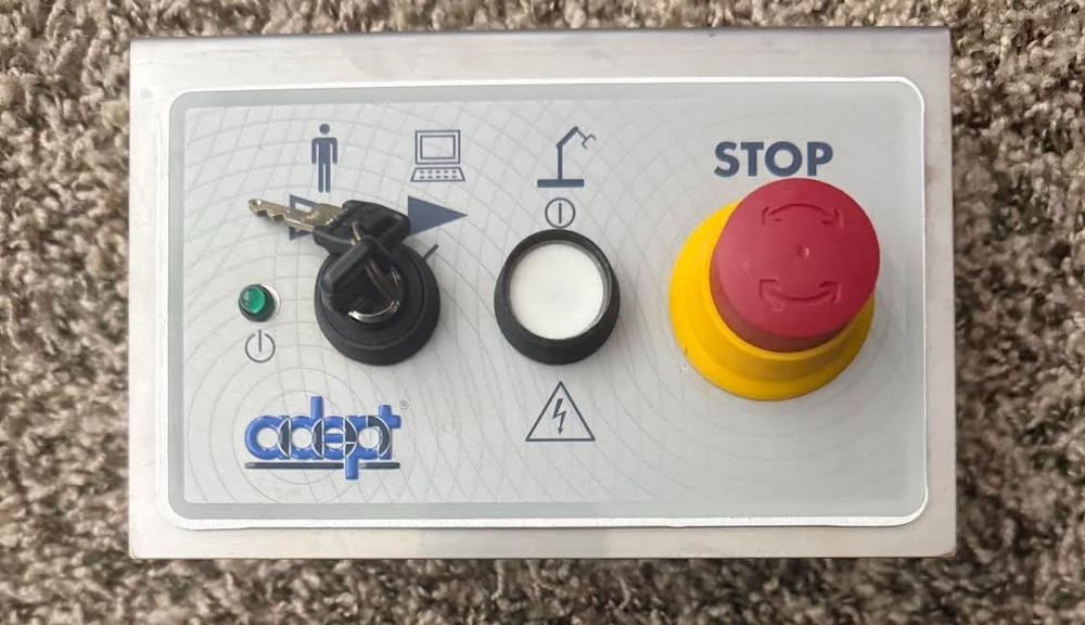 ADEPT SmartController CX 20000-310 Rev J plus Accessories