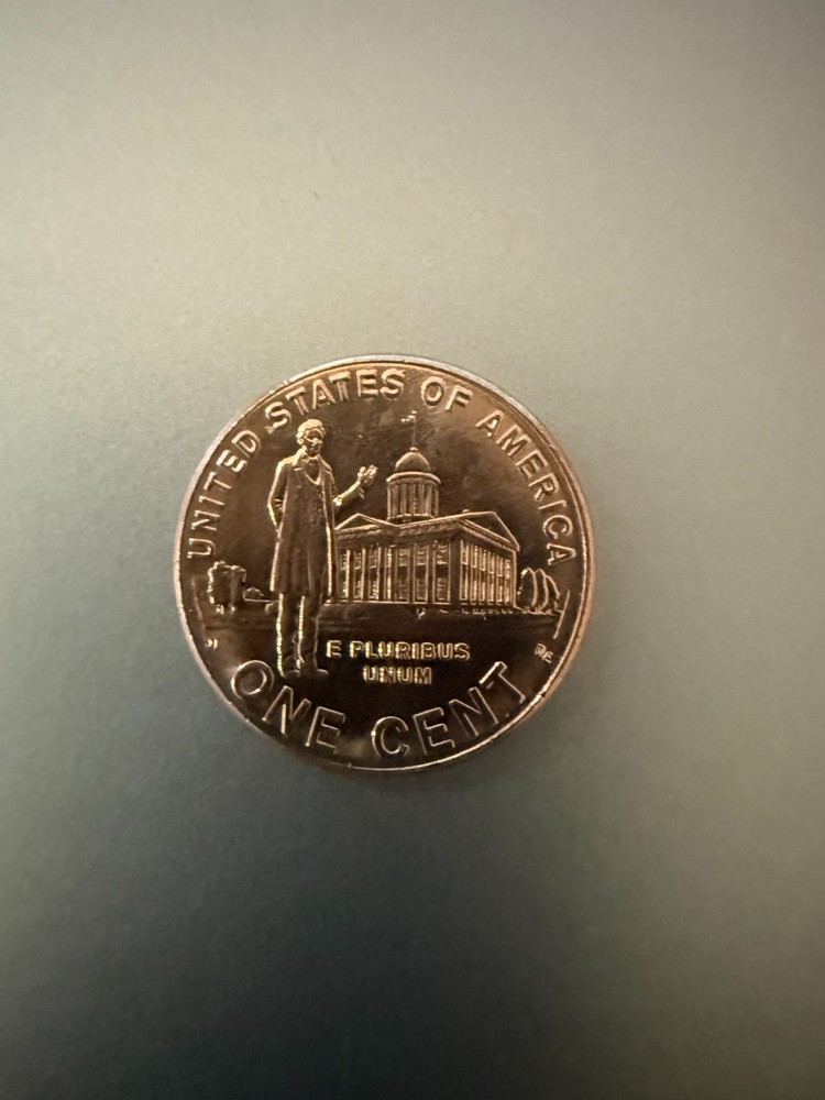 2009 Lincoln Red Shield Cent • Uncirculated • Crisp Red Glow