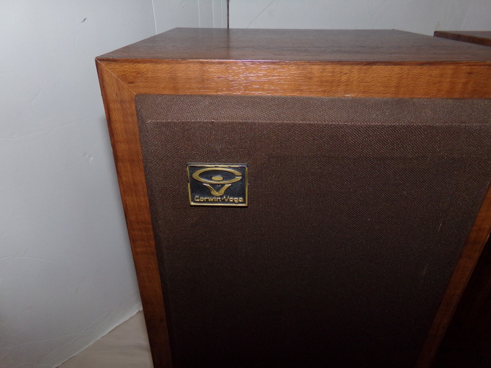 Vintage 1980s CERWIN-VEGA Digital Series Speakers D-1 Made in USA