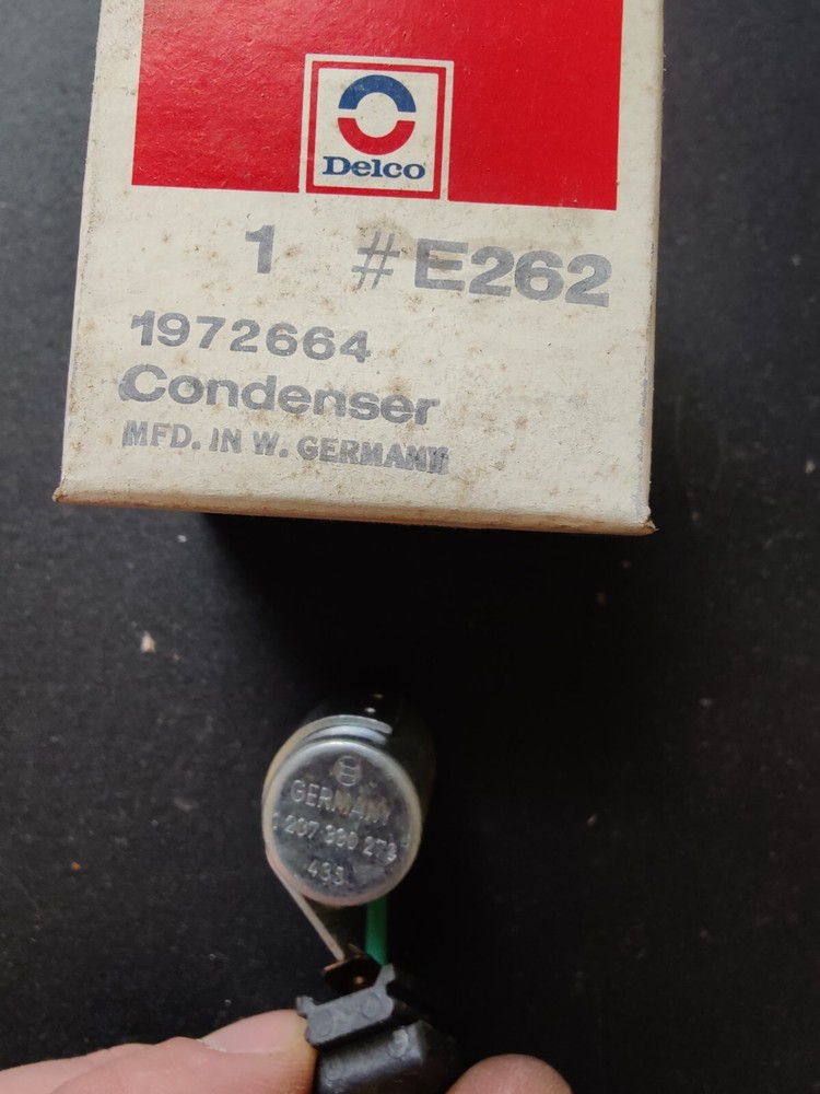 NOS OEM IGNITION CONDENSER DELCO 1972664 E262