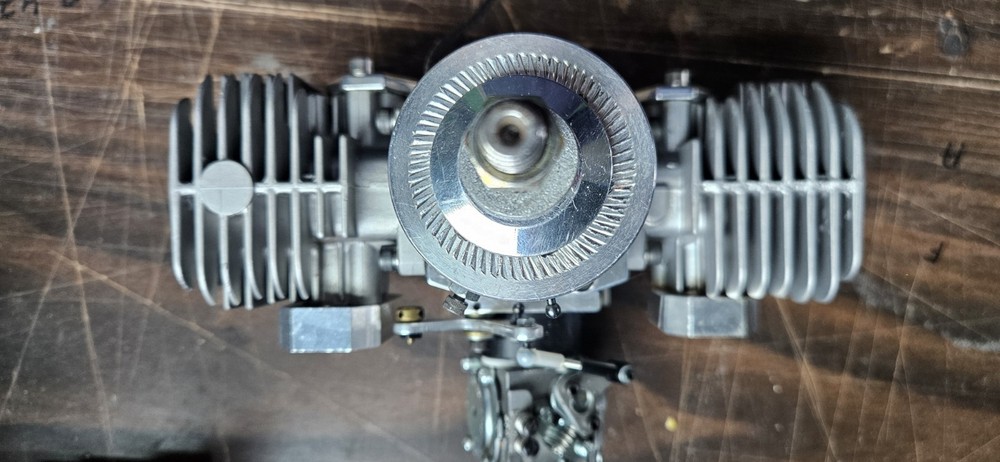 Brison 4.8 TWIN RC ENGINE WITH BISSON CUSTOM MUFFLERS & IGNITION