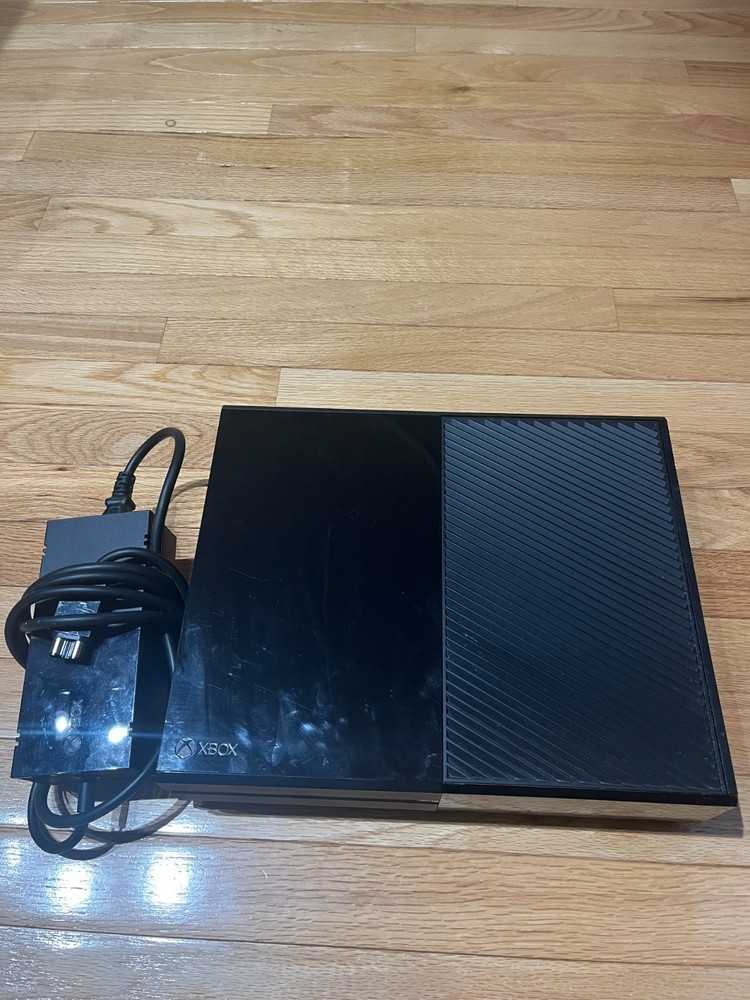 xbox one model 1540 console only
