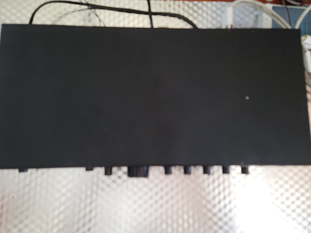 Corvus Karaoke Amplifier Model LK-300 Digital Echo, Multi Audio, Easy Operation
